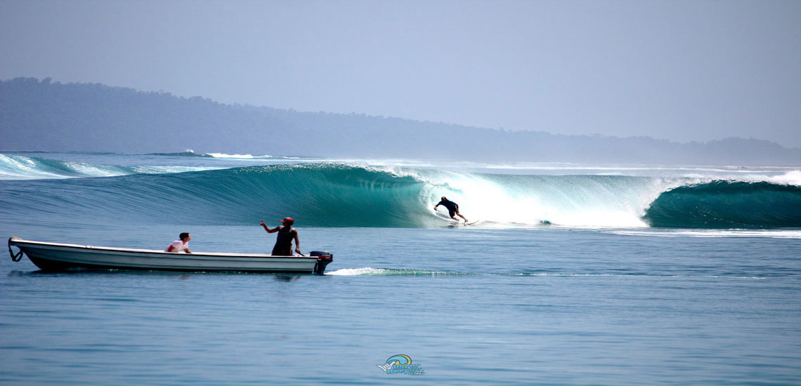Mentawais & Telo Boat Charter Surf Trip