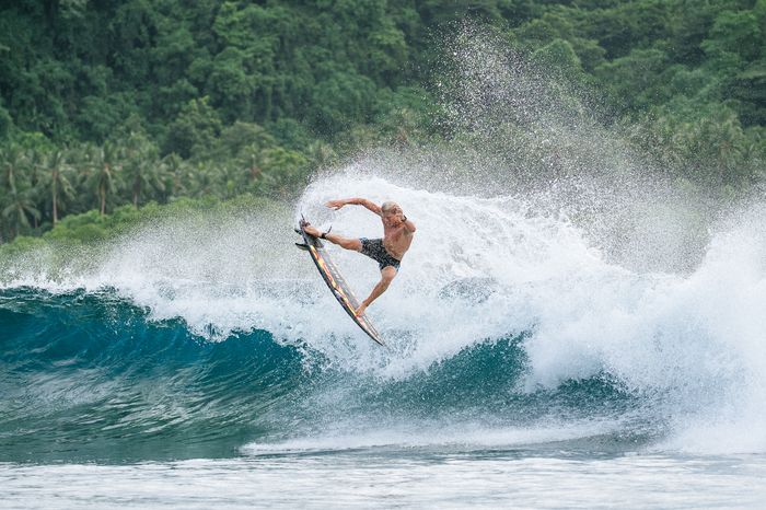 Spain surf network