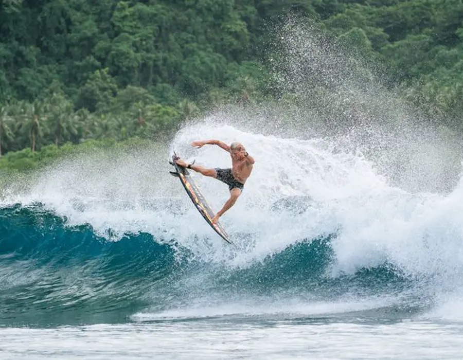 Advanced surfing action
