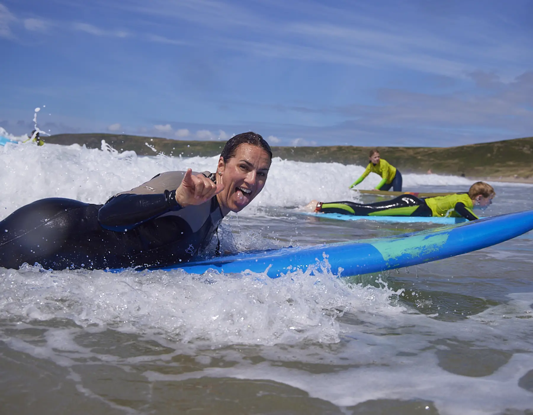 Surf lessons for families, children, groups and all abilities in Pembrokeshire