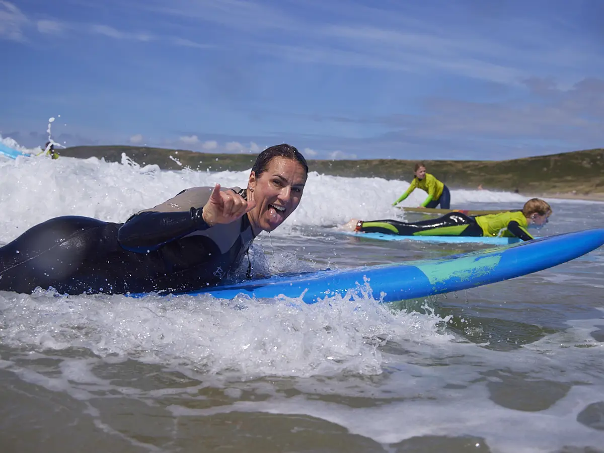 Family surf lesson with Outer Reef