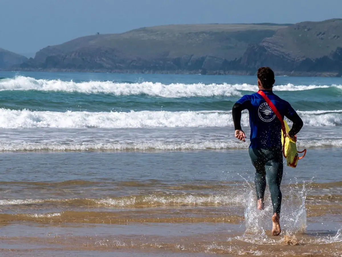 Beach lifeguard course