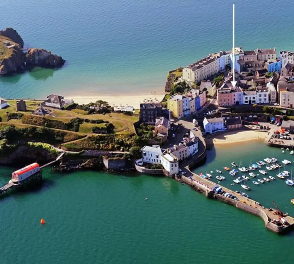 Tenby North Beach paddle board and kayak hire